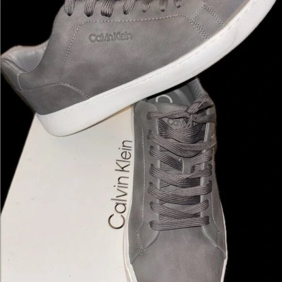 Calvin Klein Gray Sneakers – Minimalist Design for Everyday Wear, Size 11.5 Mens - Picture 1 of 6